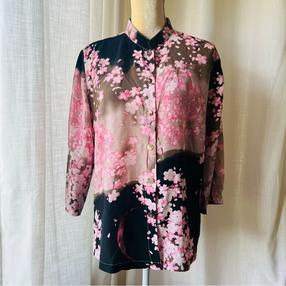 Cherry blossom silk top, sz M - Picture 2 of 4